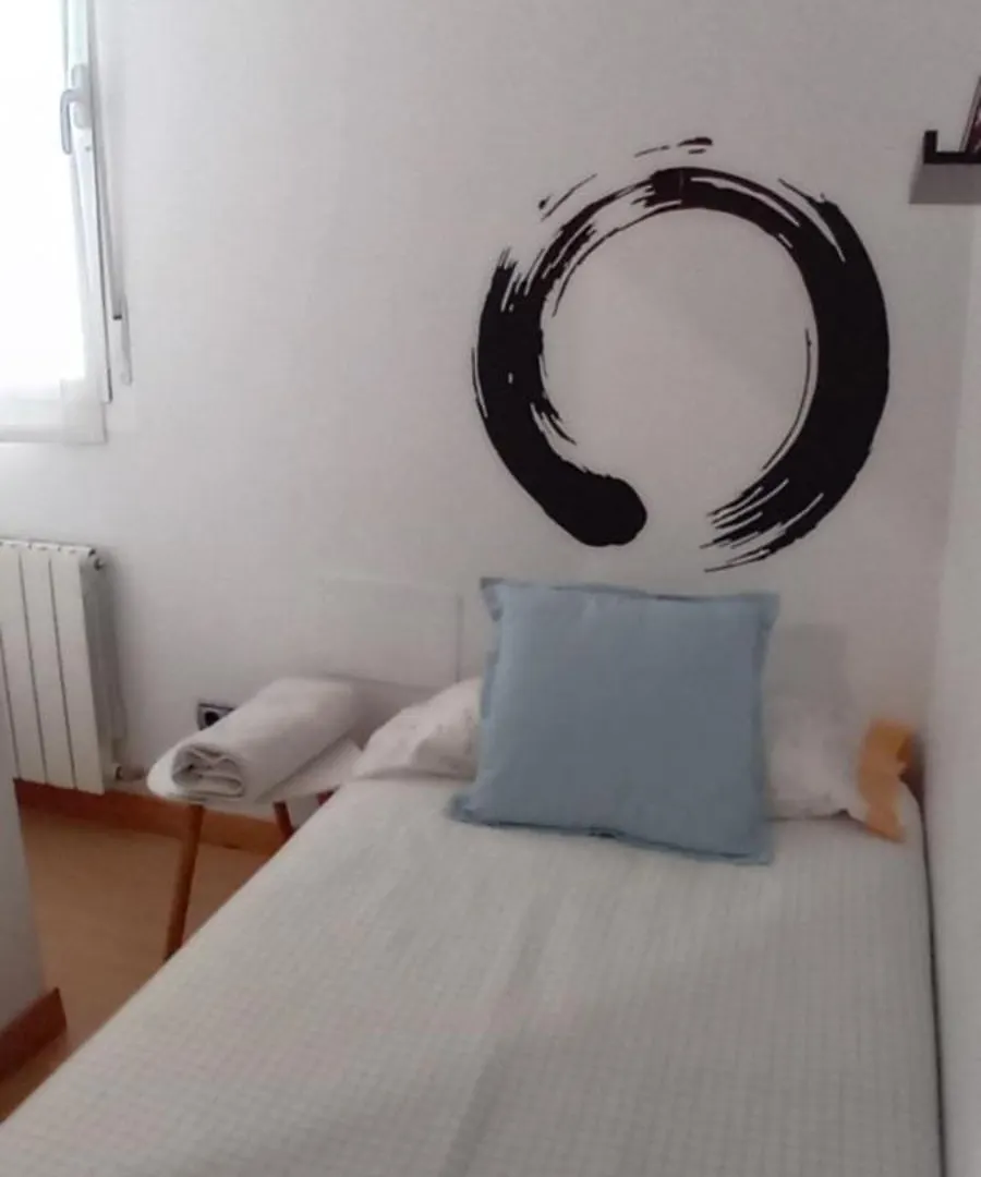 Atico En El Centro De Vitoria Parking Gratis Appartement